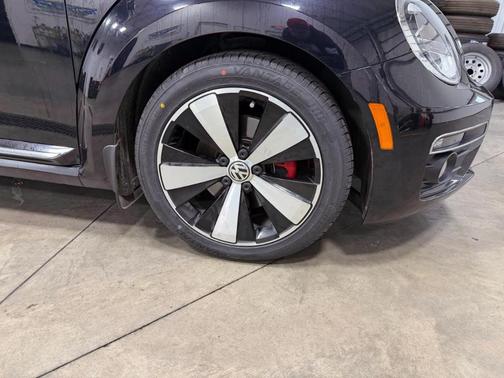 2014 Volkswagen Beetle DSG 2.0T R-Line