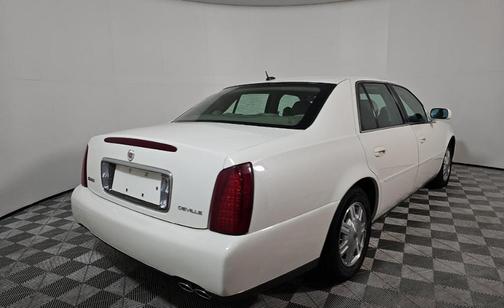 2005 Cadillac DeVille W/LIVERY PKG