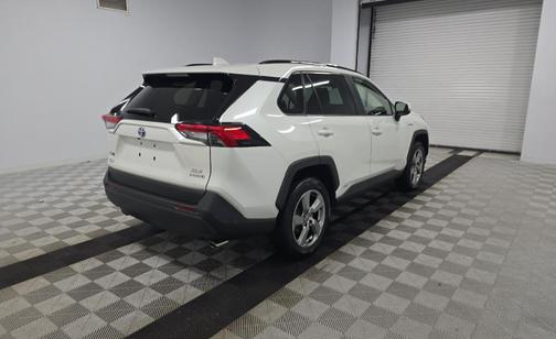 2021 Toyota RAV4 Hybrid XLE Premium