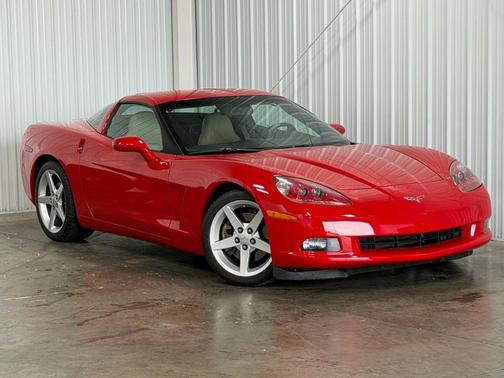 Red 2005 Chevrolet Corvette
