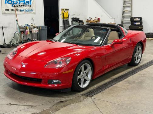 Red 2005 Chevrolet Corvette