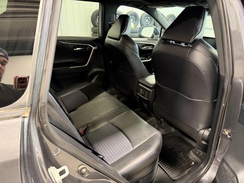 2020 Toyota RAV4 Hybrid XSE