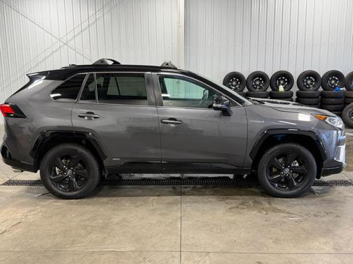 2020 Toyota RAV4 Hybrid XSE