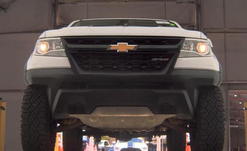 White 2018 Chevrolet Colorado ZR2
