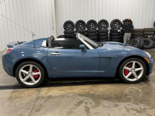 2008 Saturn Sky 