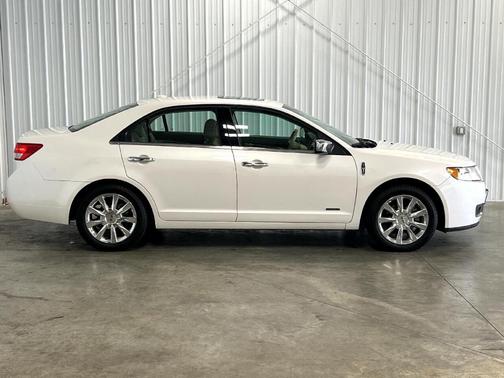 Photo 2 of 32 of 2012 Lincoln MKZ Hybrid Base