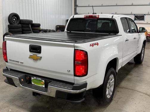 White 2019 Chevrolet Colorado LT