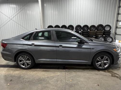 2019 Volkswagen Jetta 1.4T R-Line