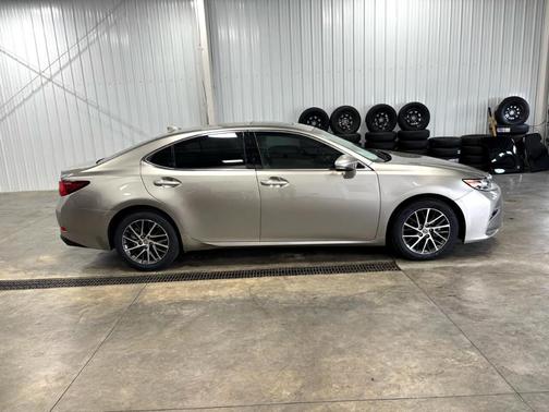2018 Lexus ES 350 Base