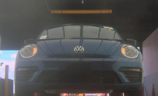 Silk Blue Metallic 2018 Volkswagen Beetle 2.0T S