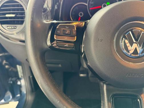Silk Blue Metallic 2018 Volkswagen Beetle 2.0T S
