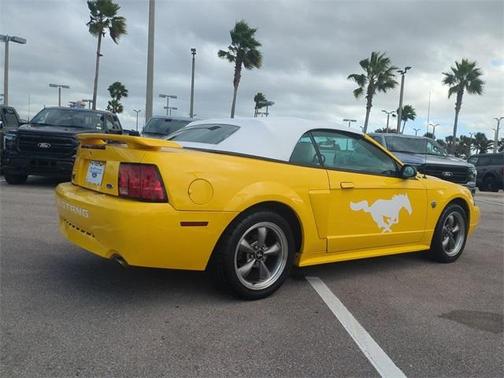 2004 Ford Mustang GT