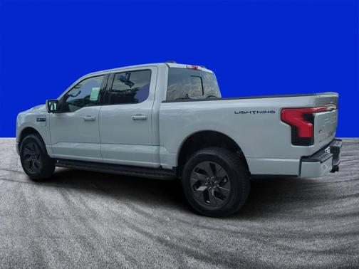 2025 Ford F-150 Lightning LARIAT