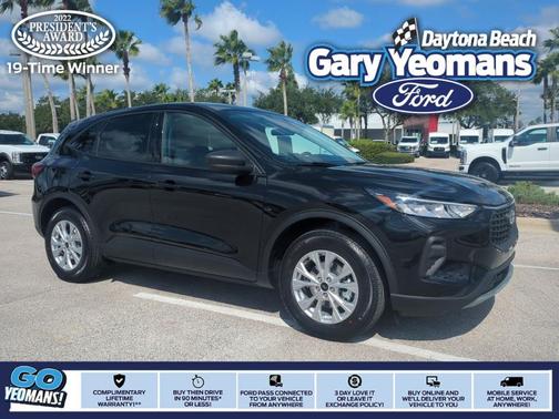 2026 Ford Escape SE
