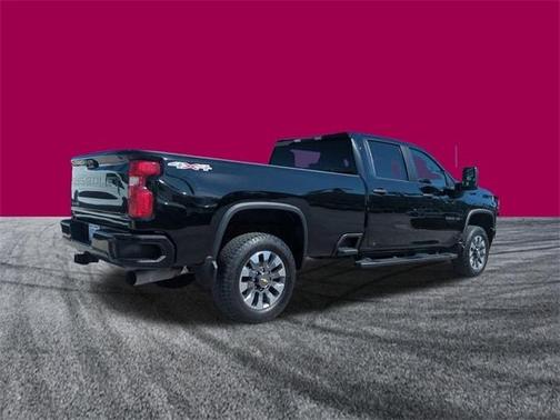 2022 Chevrolet Silverado 2500 Custom