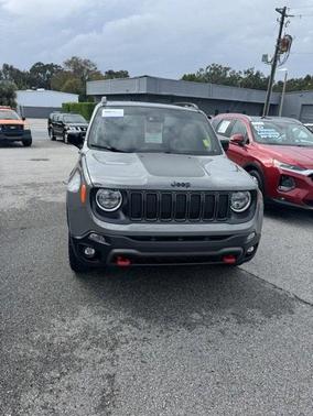 2023 Jeep Renegade Trailhawk