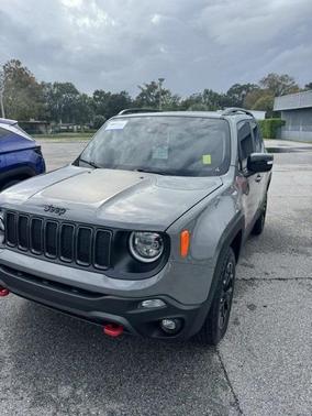 2023 Jeep Renegade Trailhawk