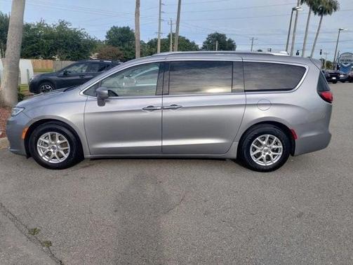 2021 Chrysler Pacifica Touring-L