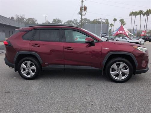 2021 Toyota RAV4 Hybrid XLE Premium