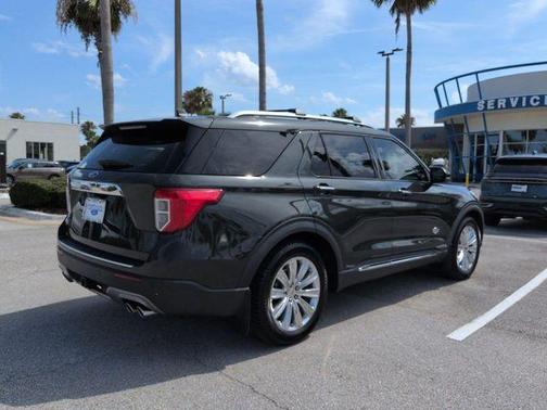 Green Metallic 2022 Ford Explorer King Ranch