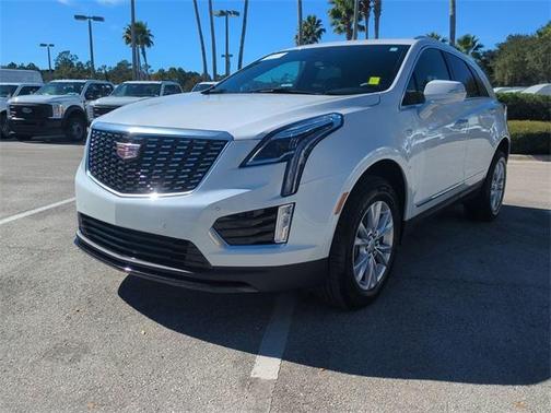 2025 Cadillac XT5 Luxury