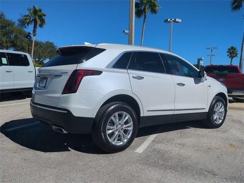 2025 Cadillac XT5 Luxury