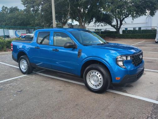2025 Ford Maverick XL