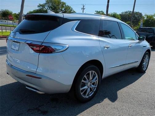 2022 Buick Enclave Premium