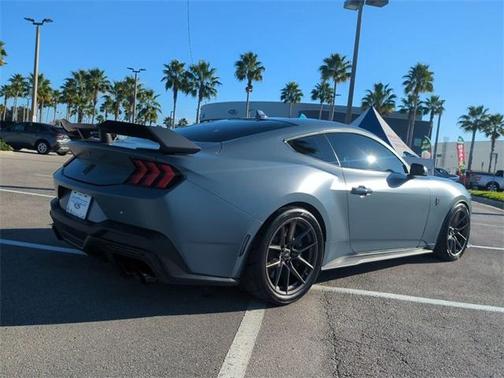 2024 Ford Mustang Dark Horse
