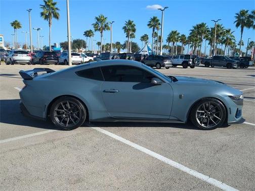 2024 Ford Mustang Dark Horse