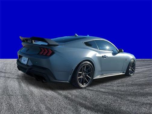 2024 Ford Mustang Dark Horse