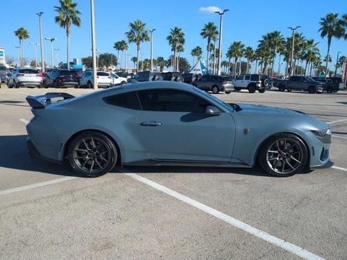 2024 Ford Mustang Dark Horse