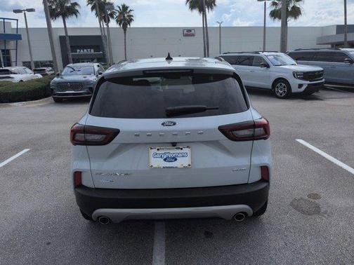 Silver Metallic 2025 Ford Escape Platinum