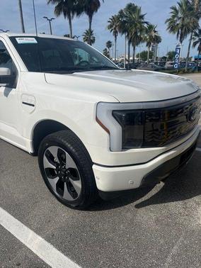 White Metallic 2023 Ford F-150 Lightning Platinum