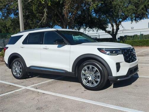 2026 Ford Explorer Platinum