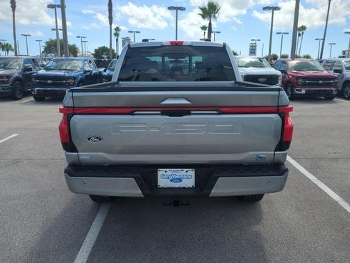 2025 Ford F-150 Lightning LARIAT