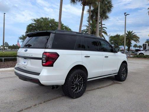 White Metallic 2023 Ford Expedition Platinum