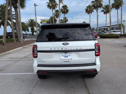 White Metallic 2023 Ford Expedition Platinum