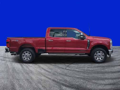 2025 Ford F-350 Lariat Super Duty