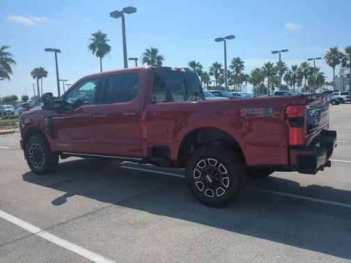 2025 Ford F-250 Platinum