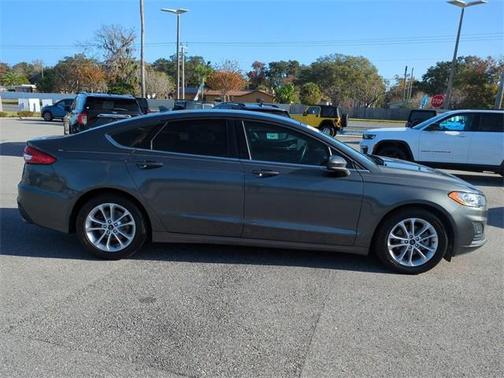 2019 Ford Fusion SE