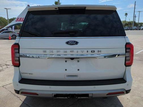Oxford White 2024 Ford Expedition Limited