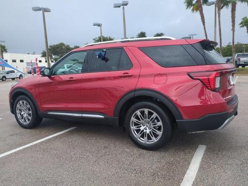 2025 Ford Explorer Platinum