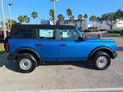 2025 Ford Bronco Base