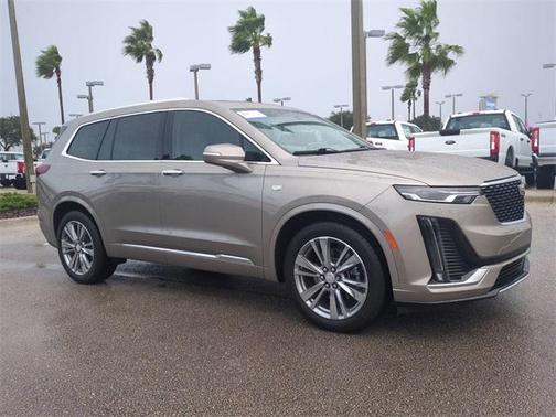 2023 Cadillac XT6 Premium Luxury FWD