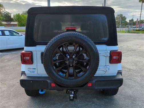 2022 Jeep Wrangler Unlimited 4xe Sahara