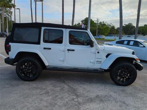2022 Jeep Wrangler Unlimited 4xe Sahara