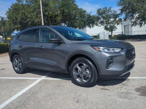 2026 Ford Escape ST-Line