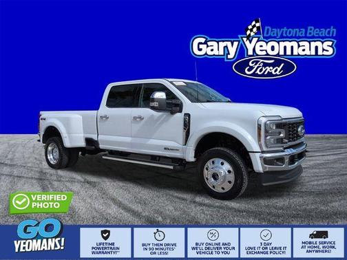 Oxford White 2026 Ford F-450 Lariat