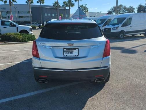 2017 Cadillac XT5 Premium Luxury